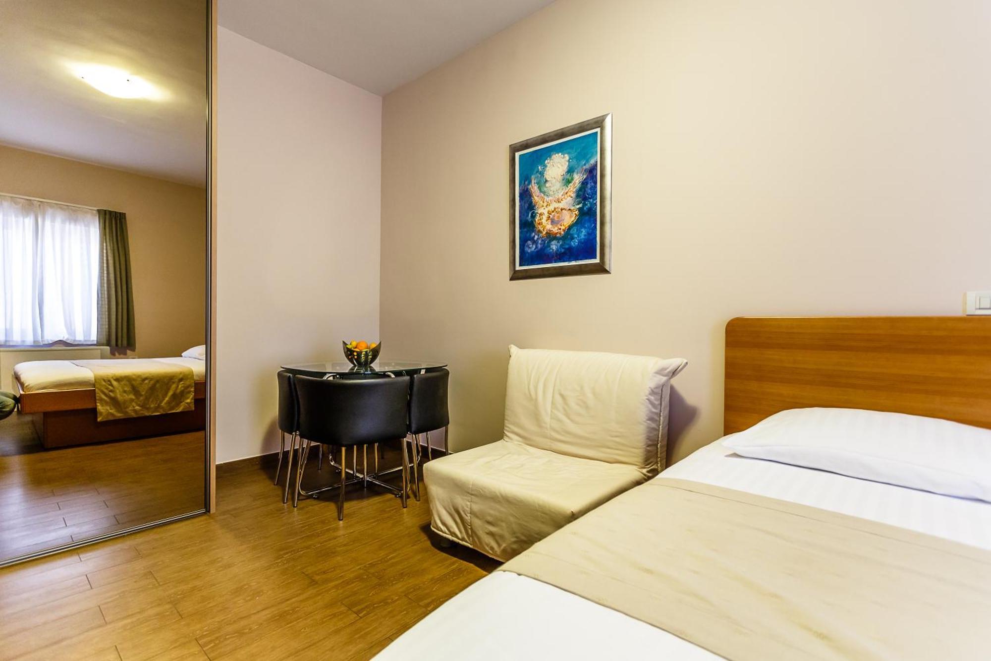 Frajona Apartments Malinska Quarto foto