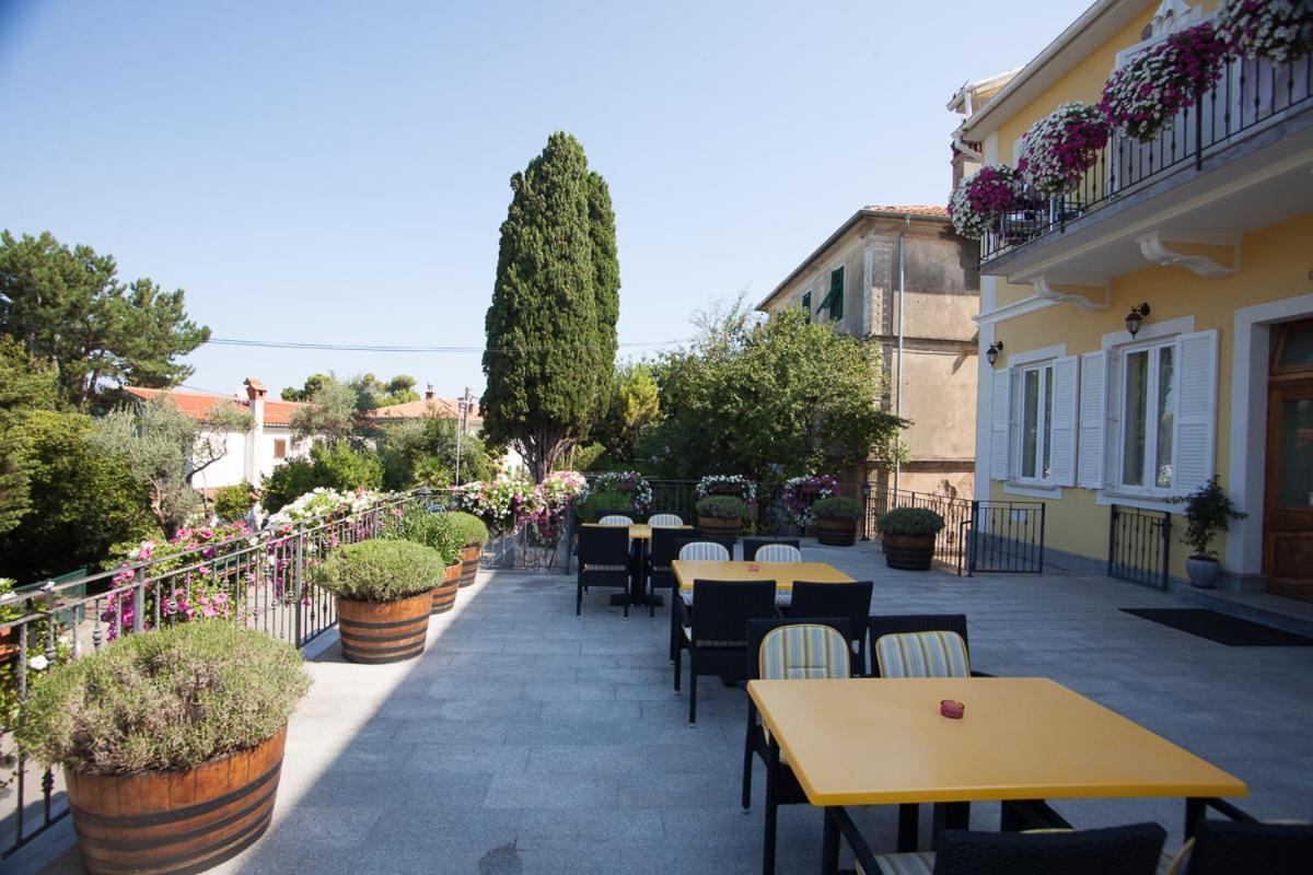 Frajona Apartments Malinska Exterior foto